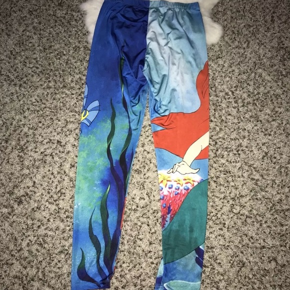Disney Woman Jeggings Little Mermaid Ariel Sz XL - Picture 5 of 6